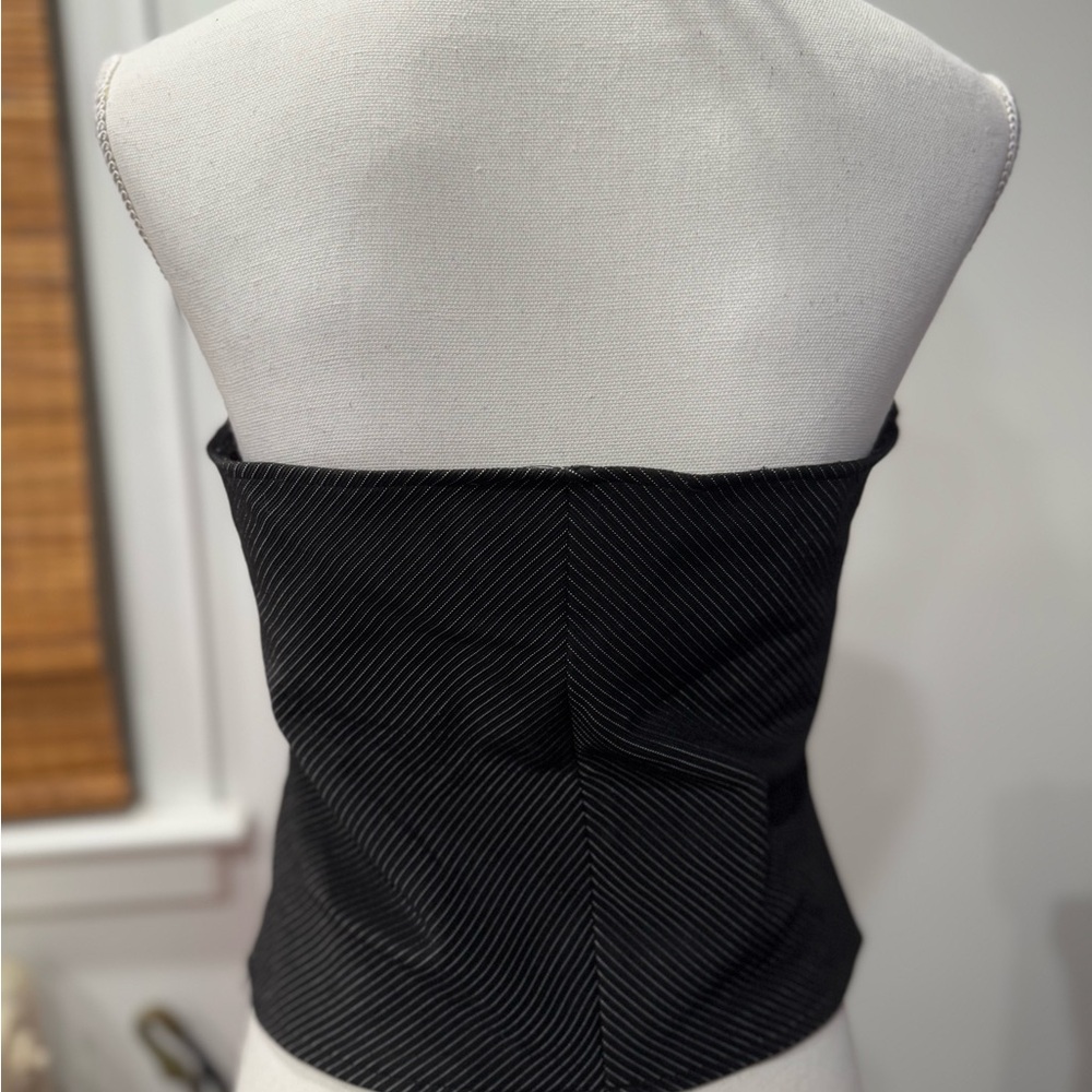 90’s Chic Black Pinstripe top - Picture 2 of 8